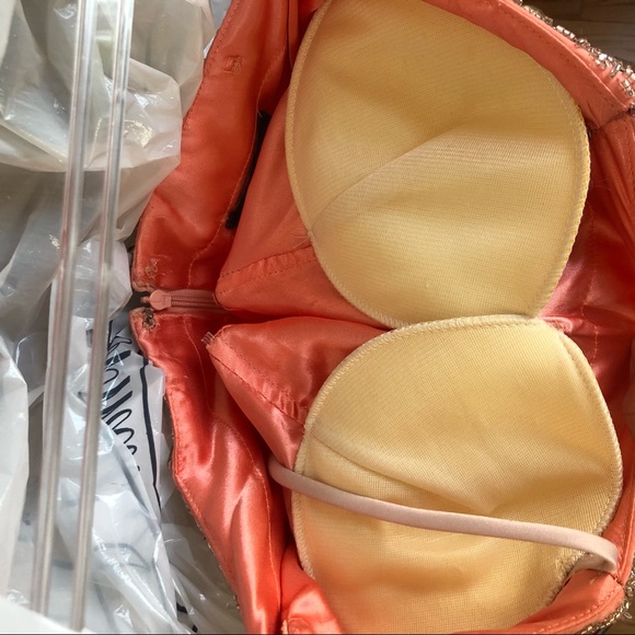 Prom dress pink with beads and sequined jewels - Picture 4 of 6